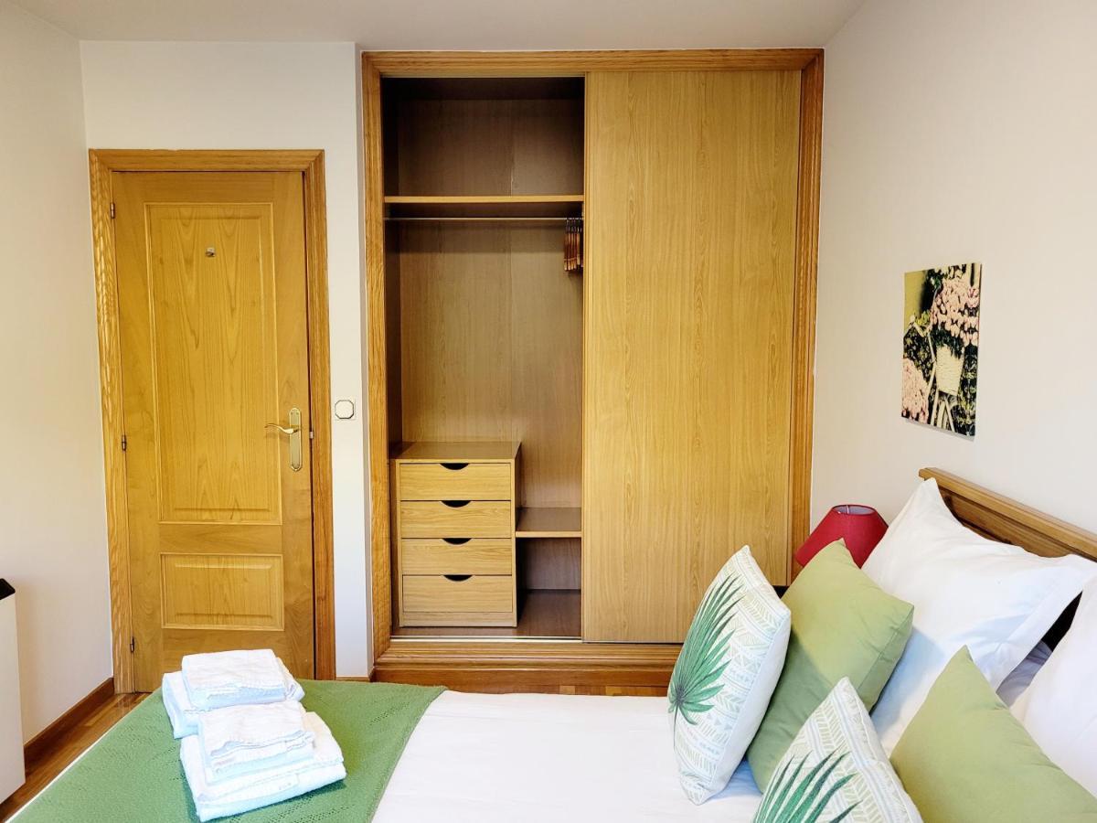 Piso Con Garaje En La Entrada Del Camino Portugues Apartamento Santiago de Compostela Exterior foto
